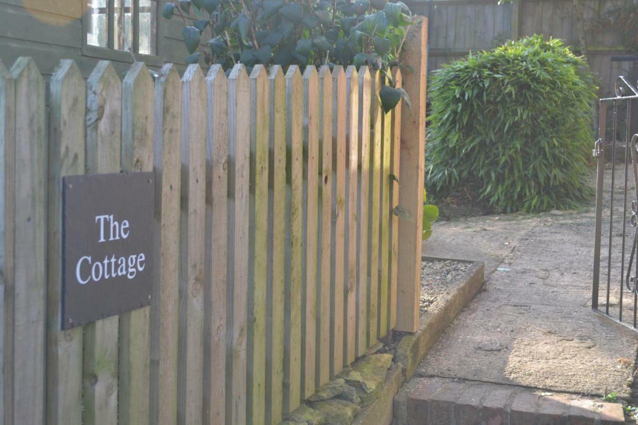 The Cottage Sulgrave Экстерьер фото